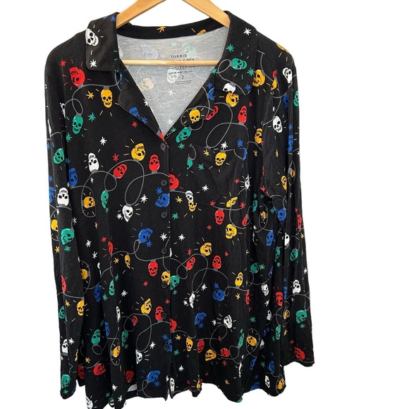 Torrid Super Soft Skull Holiday Lights Lounge Wear Set - Black - Size: 2X - Picture 5 of 16
